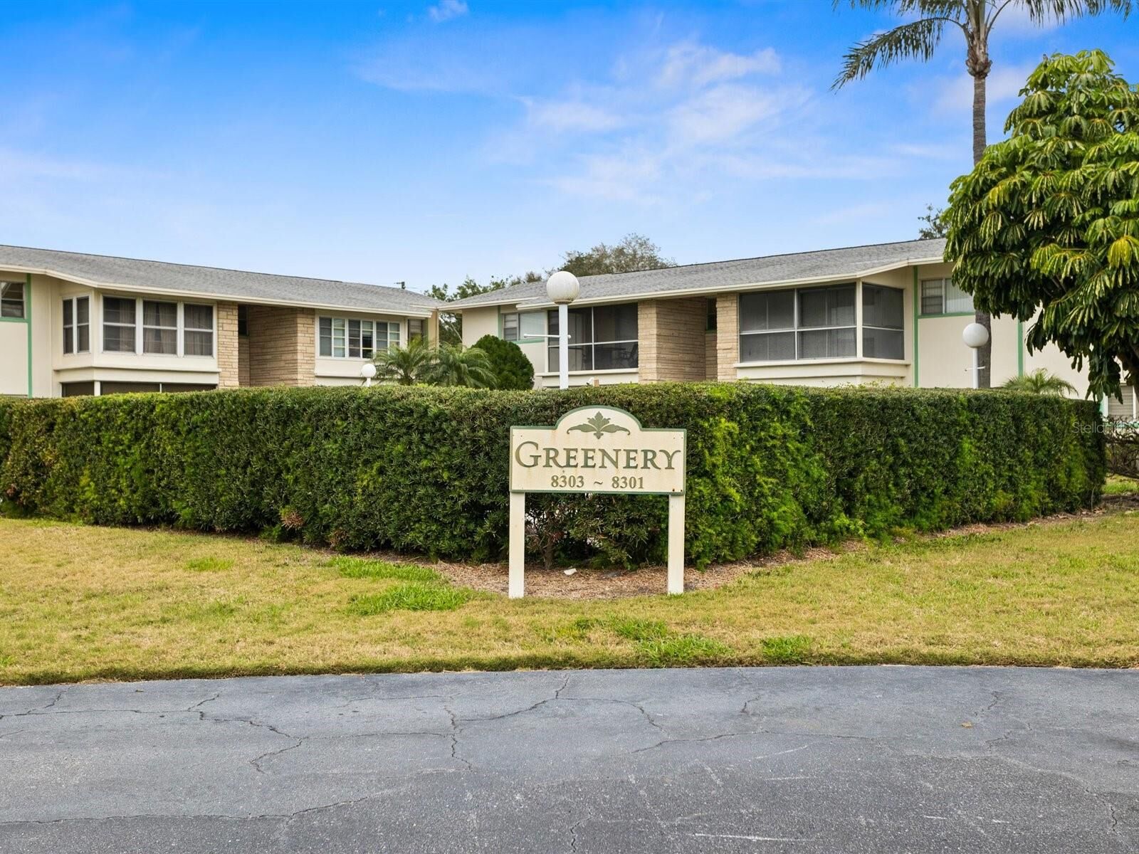 Property Photo:  8303 Bardmoor Boulevard 105  FL 33777 