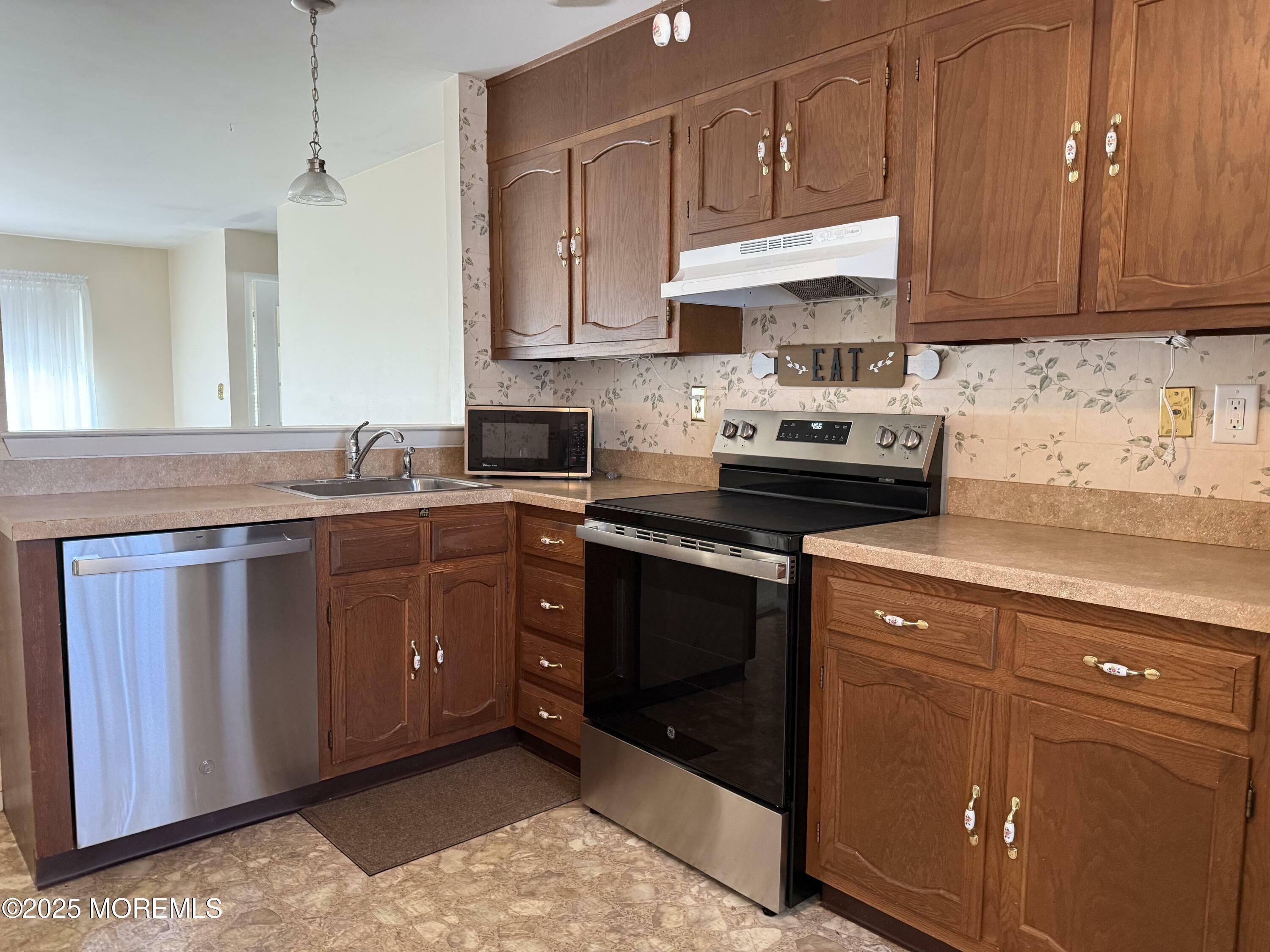 Property Photo: 7B Cambridge Circle B NJ 08759
