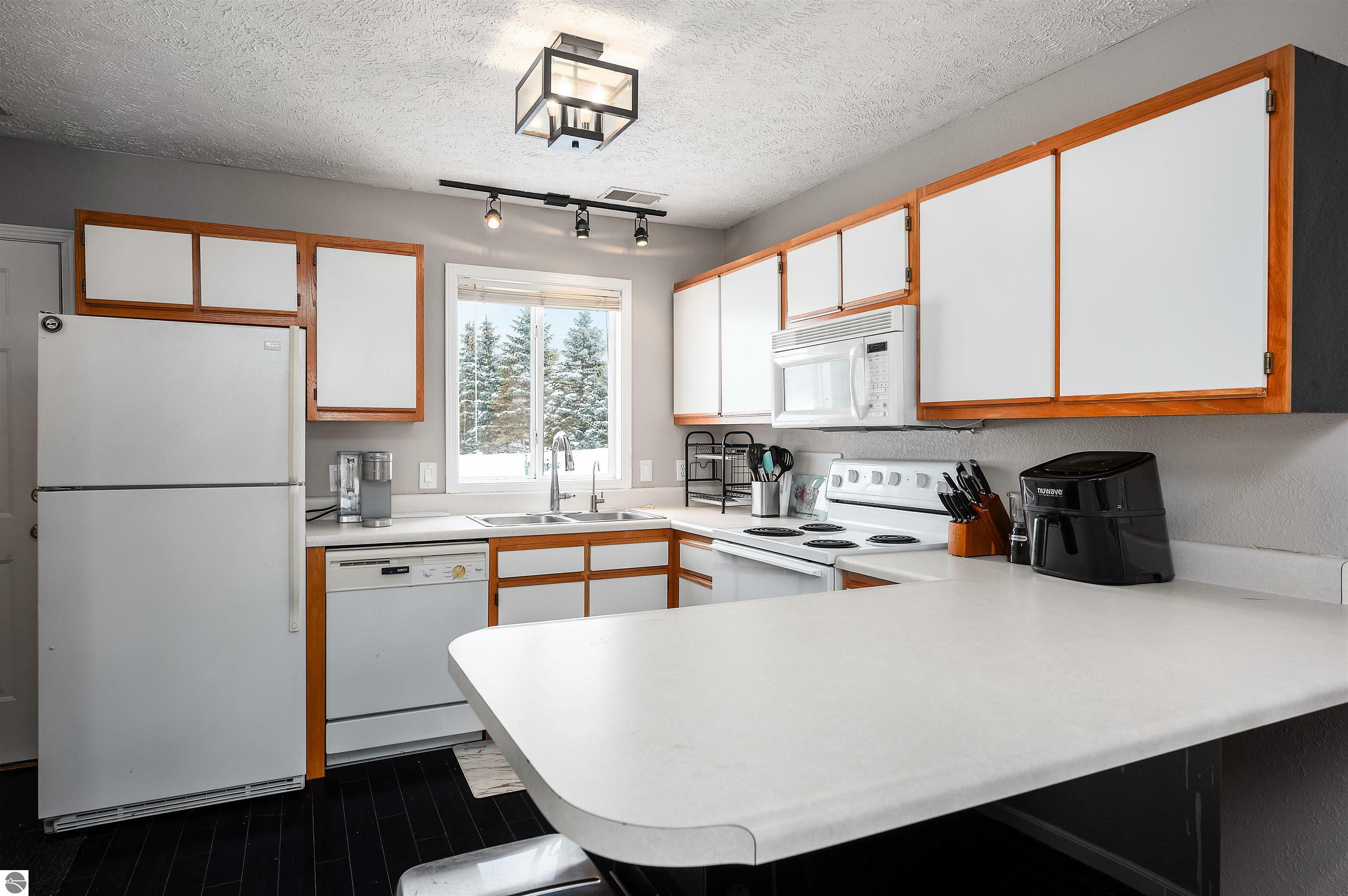 3751 Vale Drive  Traverse City MI 49686 photo