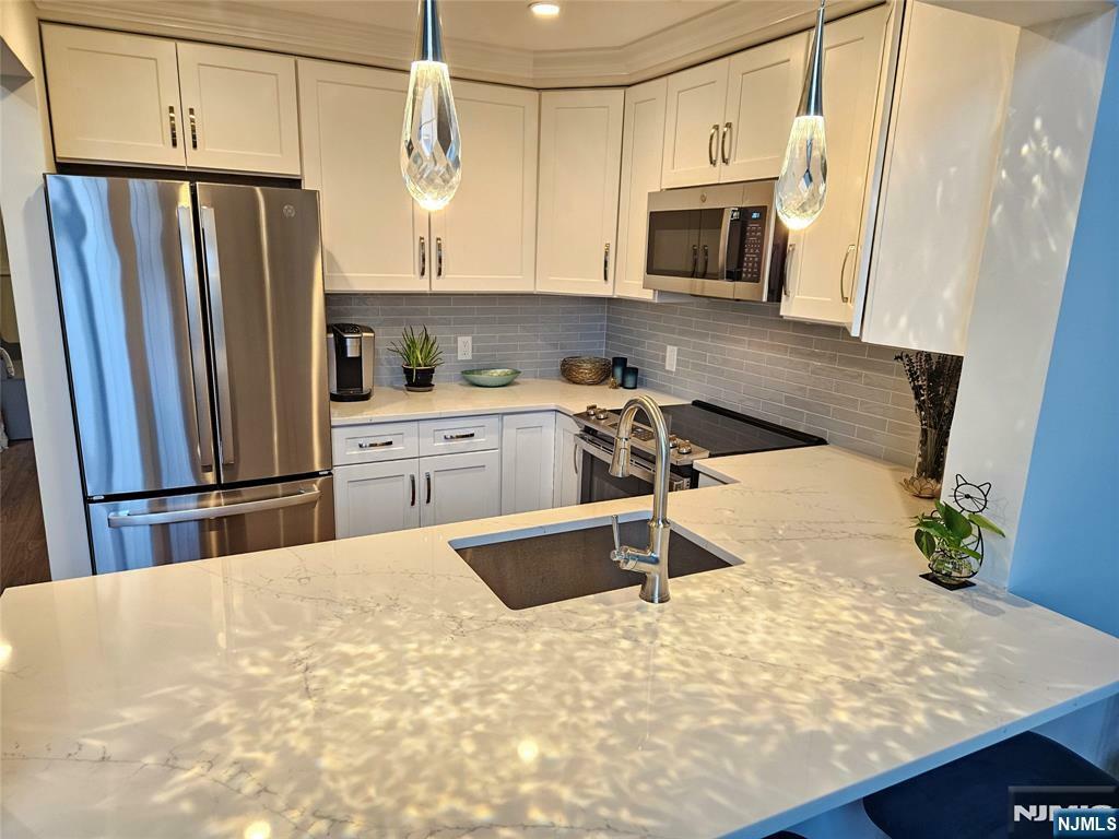 5-22 Maple Crescent  Vernon NJ 07462 photo