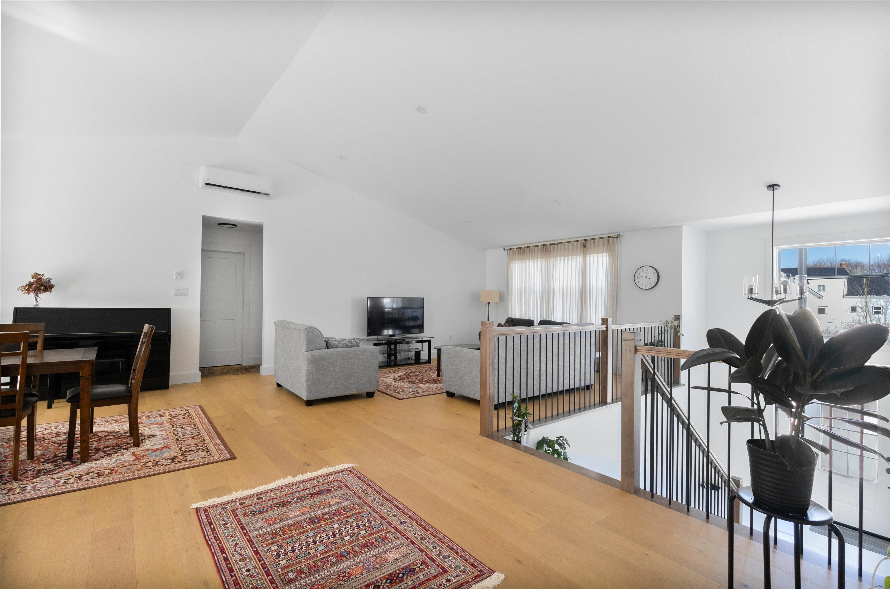 Property Photo: 4 Woodhouse Court PE C1B 2C4