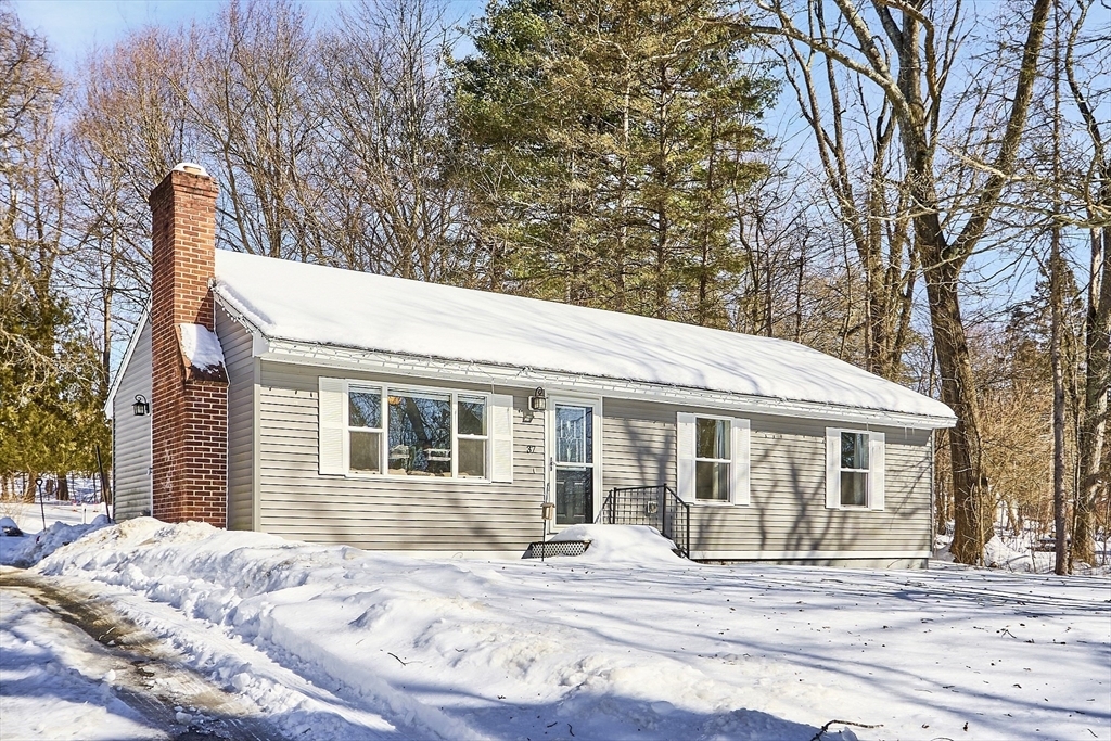 Property Photo: 37 Graham St MA 01462