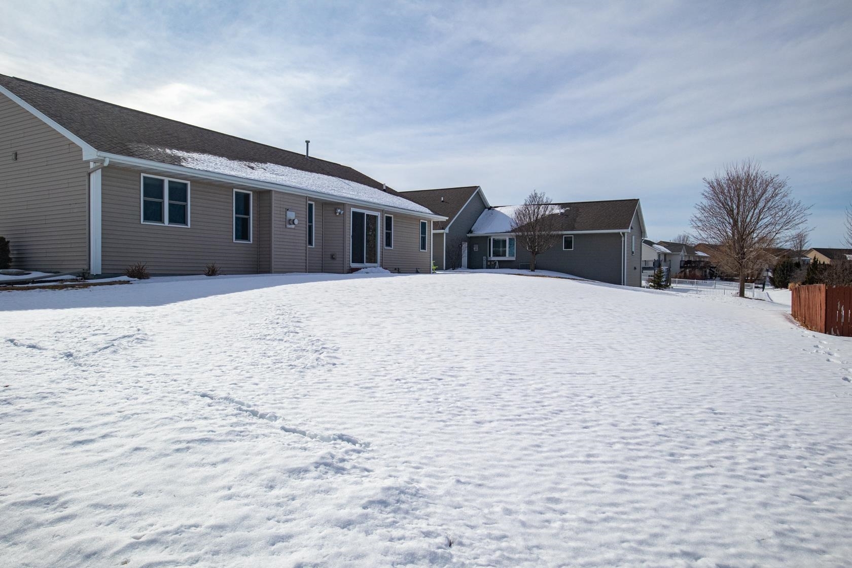 Property Photo:  510 Jeanette Street  WI 54113 