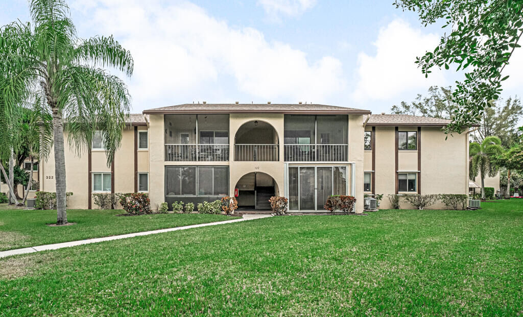 Property Photo: 322 Pine Ridge Circle D-1 FL 33463