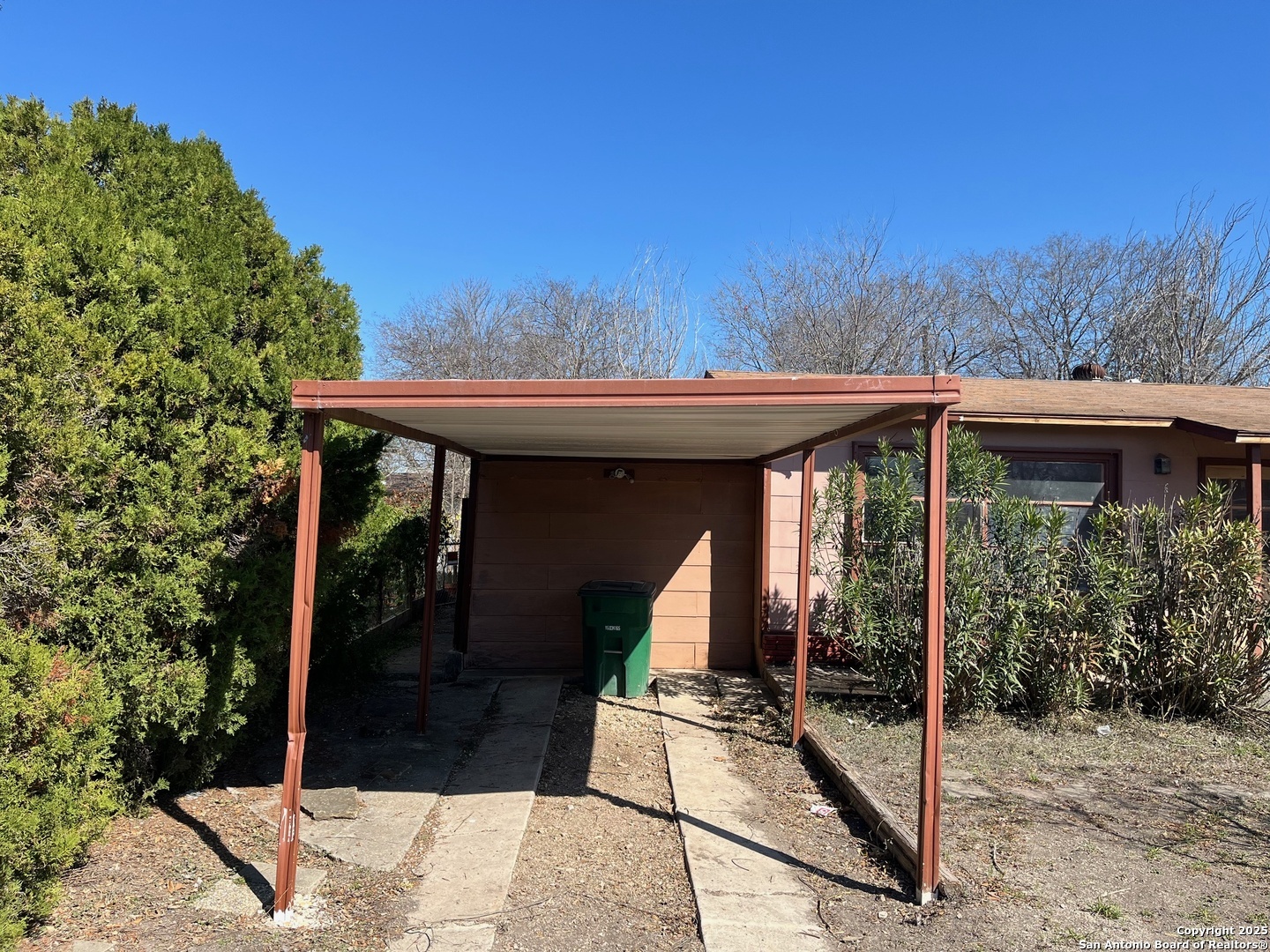 Property Photo:  307 Cherry Ridge  TX 78213 