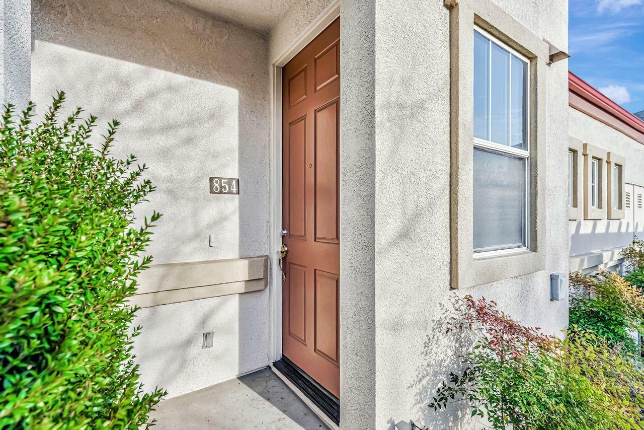 Property Photo:  854 Basking Lane  CA 95138 