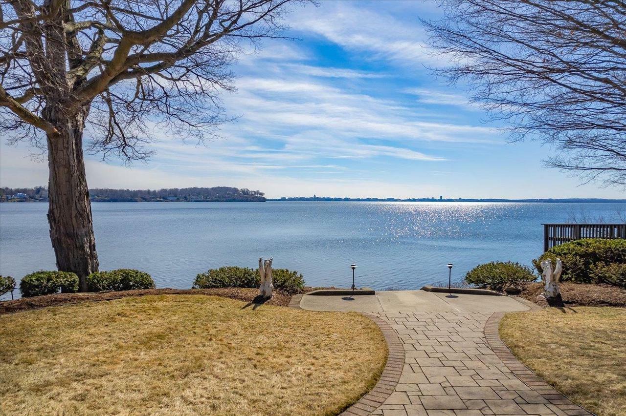 Property Photo: 701 Woodward Drive WI 53704