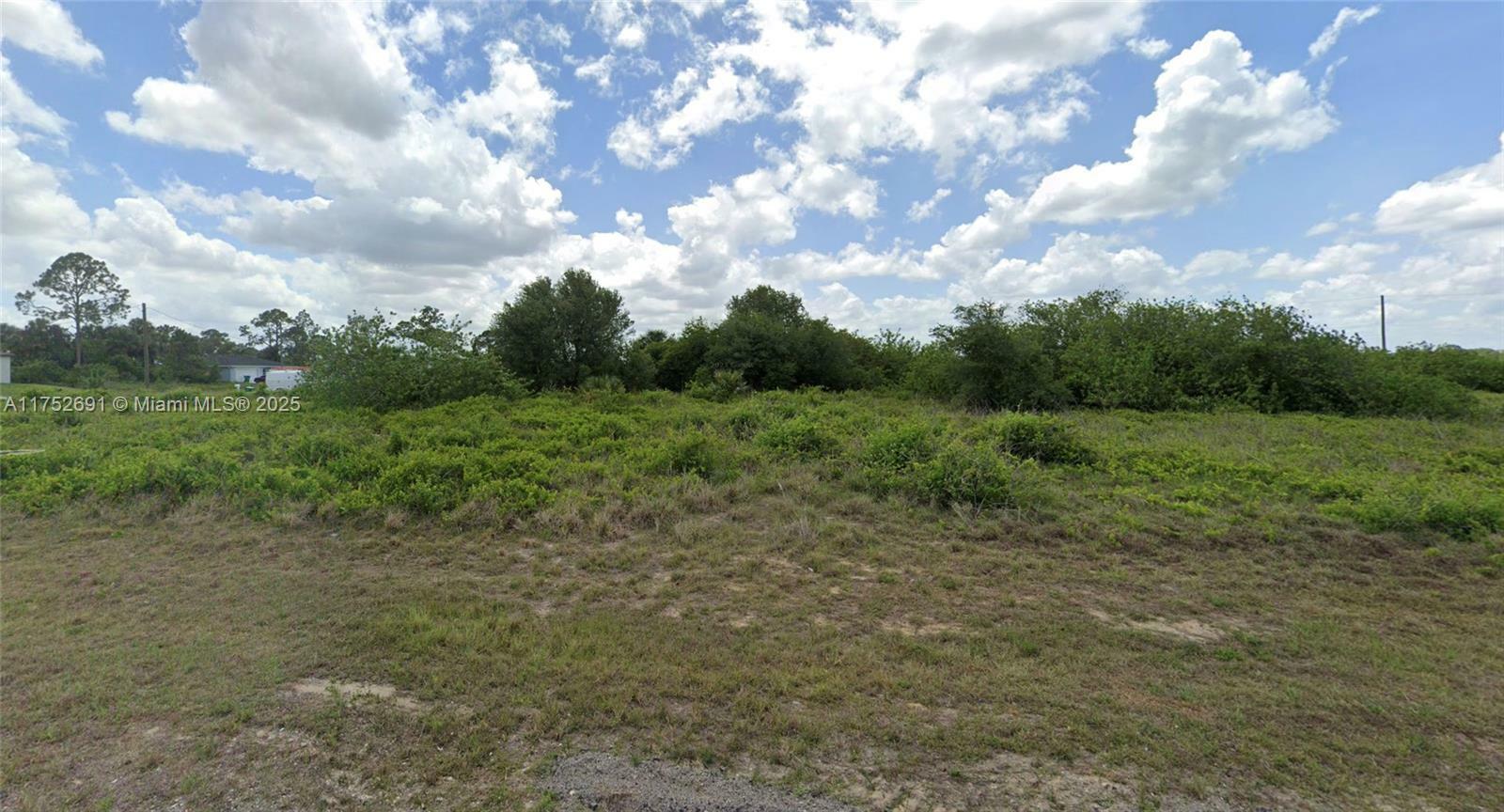 Property Photo:  9008 N Largo Ct  FL 33935 