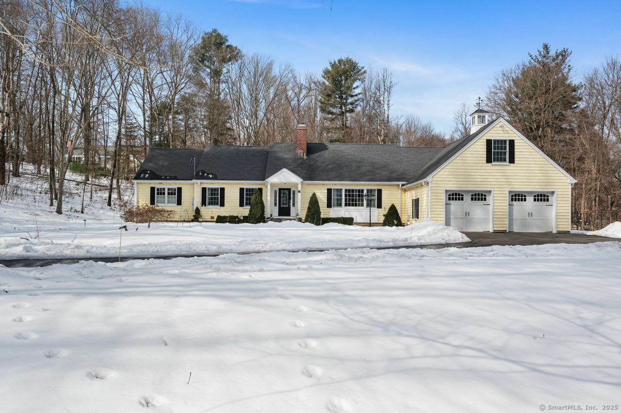 Property Photo:  385 Sport Hill Road  CT 06612 