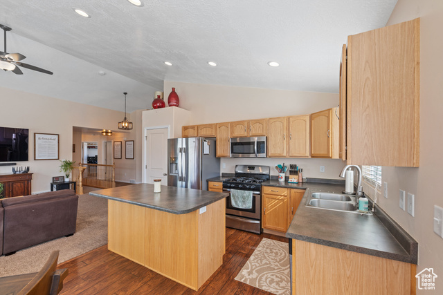 Property Photo: 13428 S Sunset Shadow Ln W UT 84096