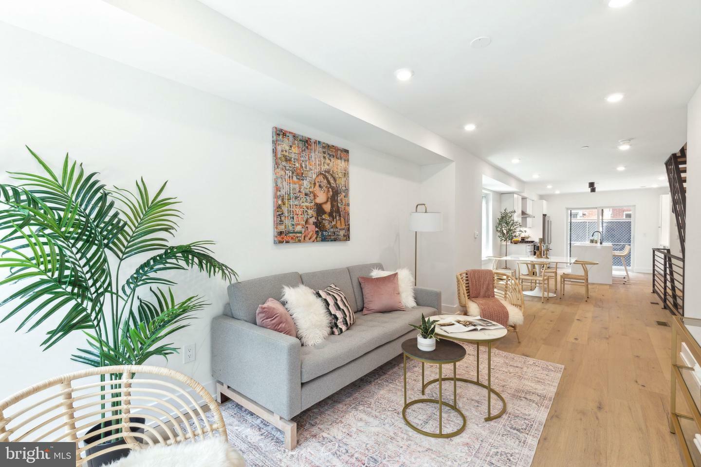 Property Photo: 2035 Waverly Street 3 PA 19146