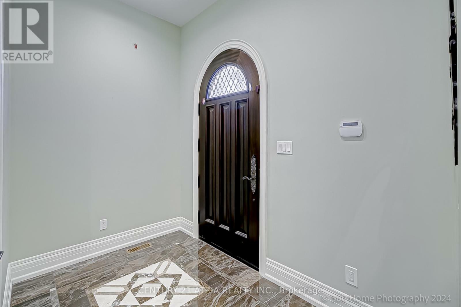 Property Photo: 120 Anthony Road ON M3K 1B6