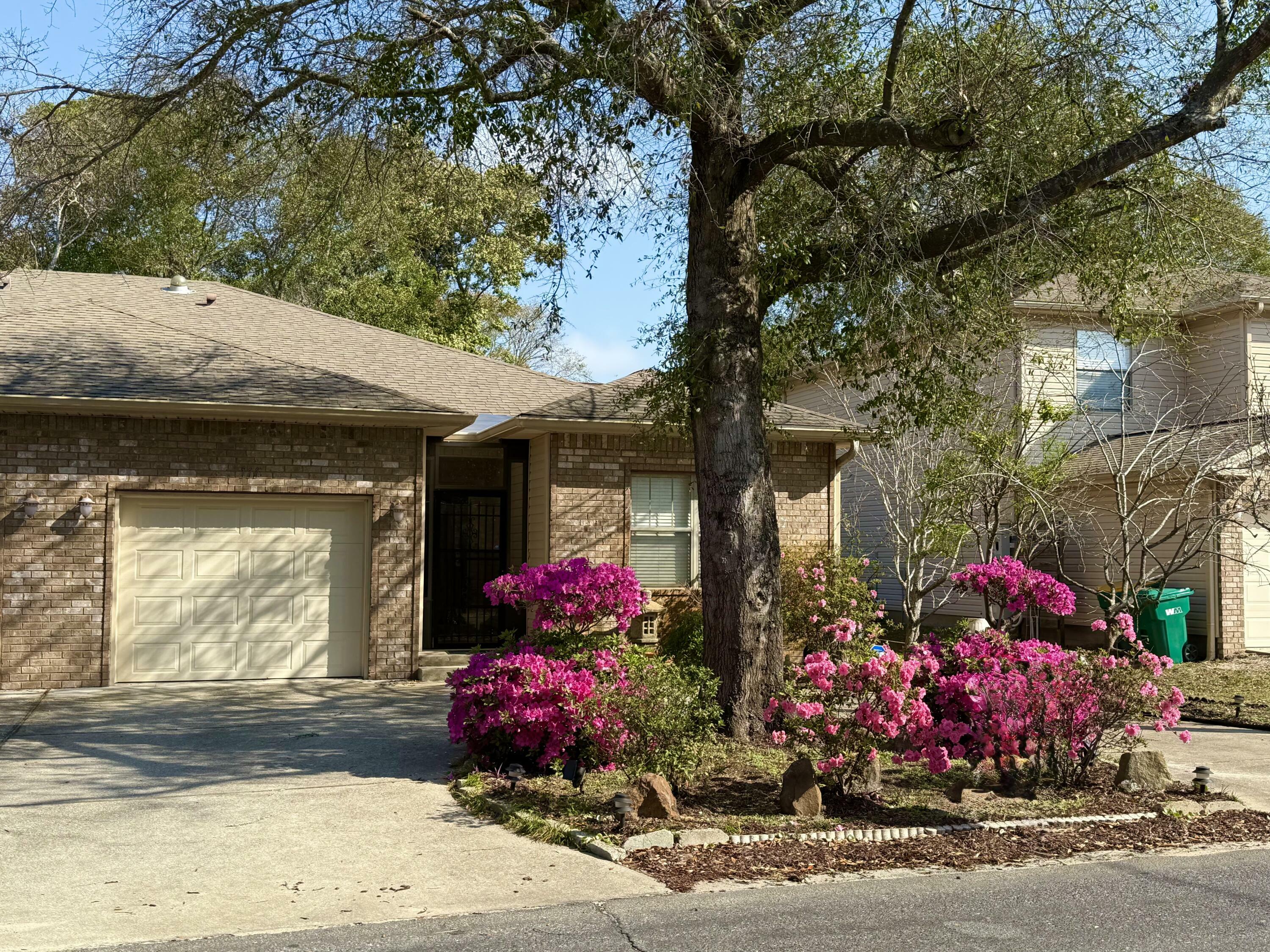 Property Photo: 111 Duloft Street FL 32547