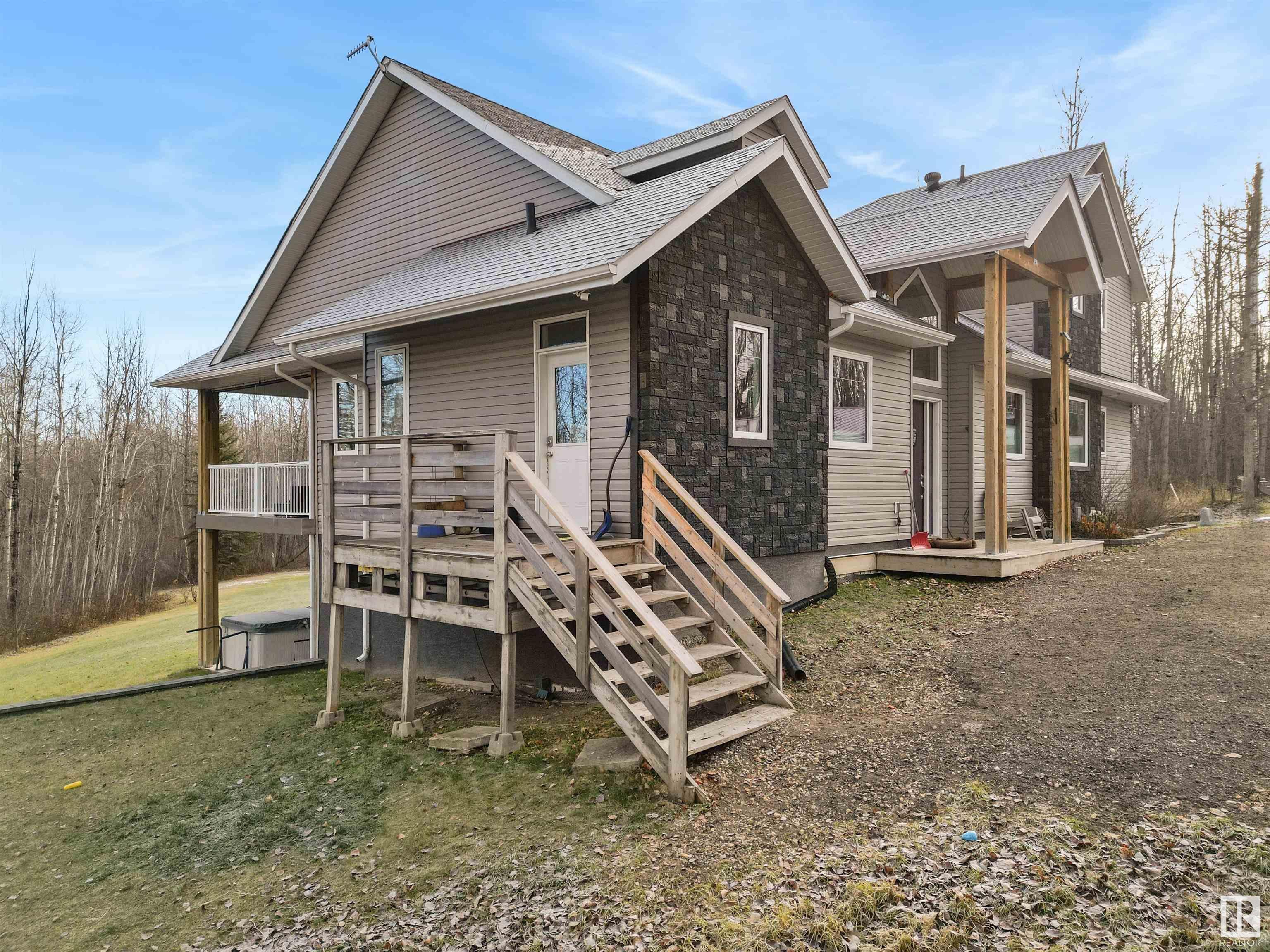 Property Photo: 50009 Range Road 70 AB T7A 2A2