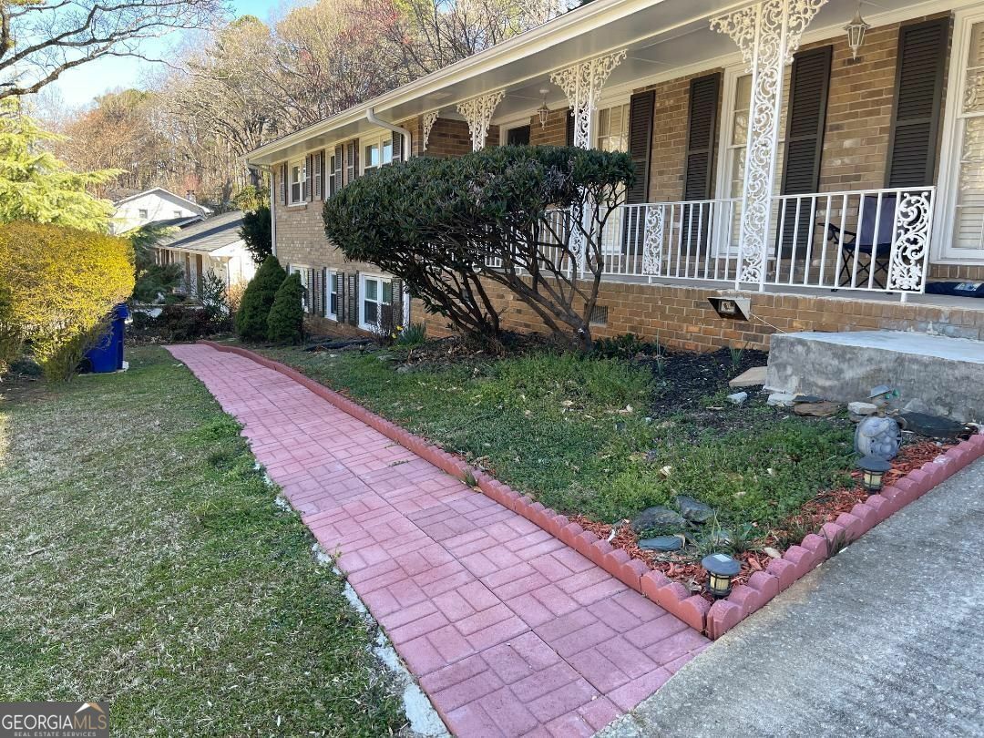 Property Photo: 2317B Crestcliff Drive GA 30084