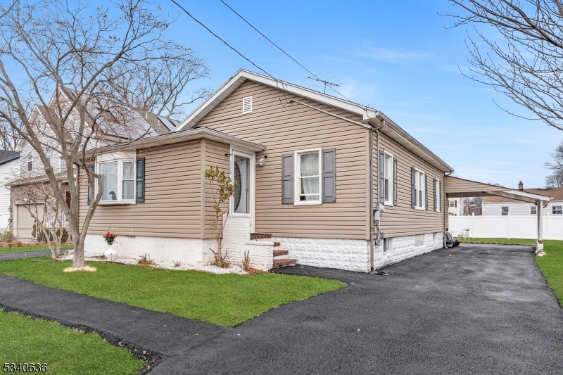 Property Photo:  112 Trento St  NJ 08830 