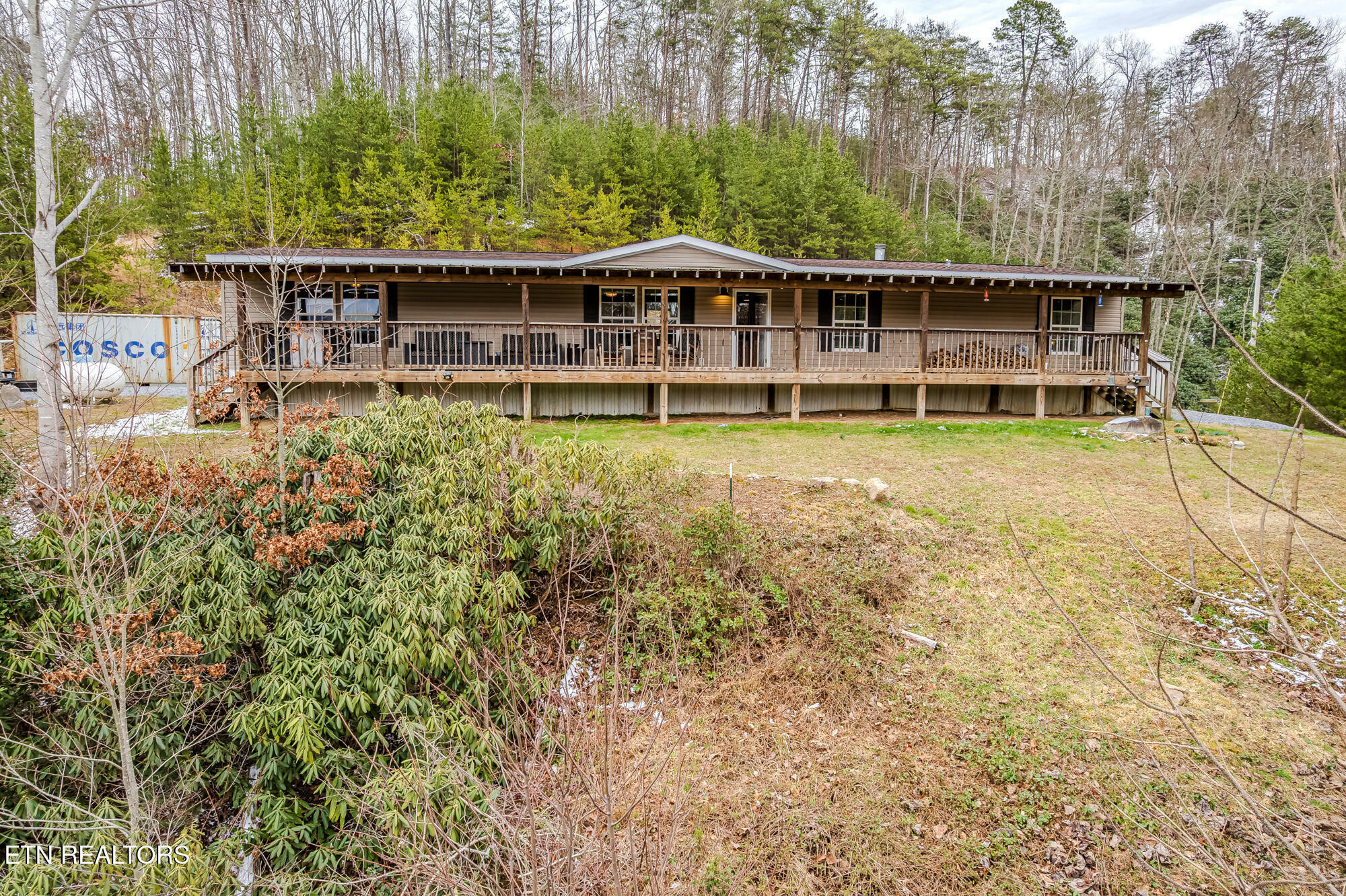 Property Photo: 3674 Sourwood Way TN 37722