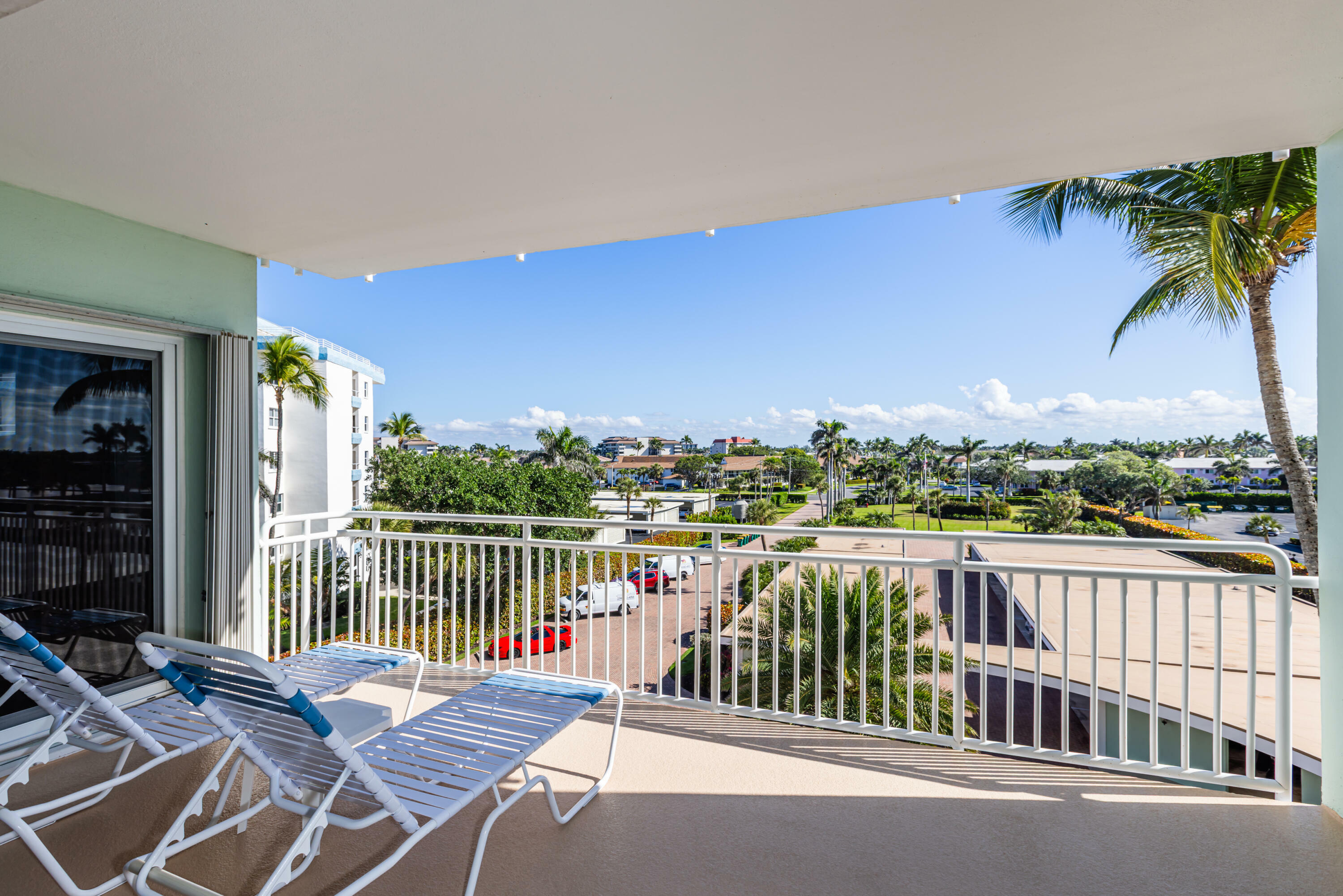 Property Photo: 500 Saturn Court 48 FL 34145