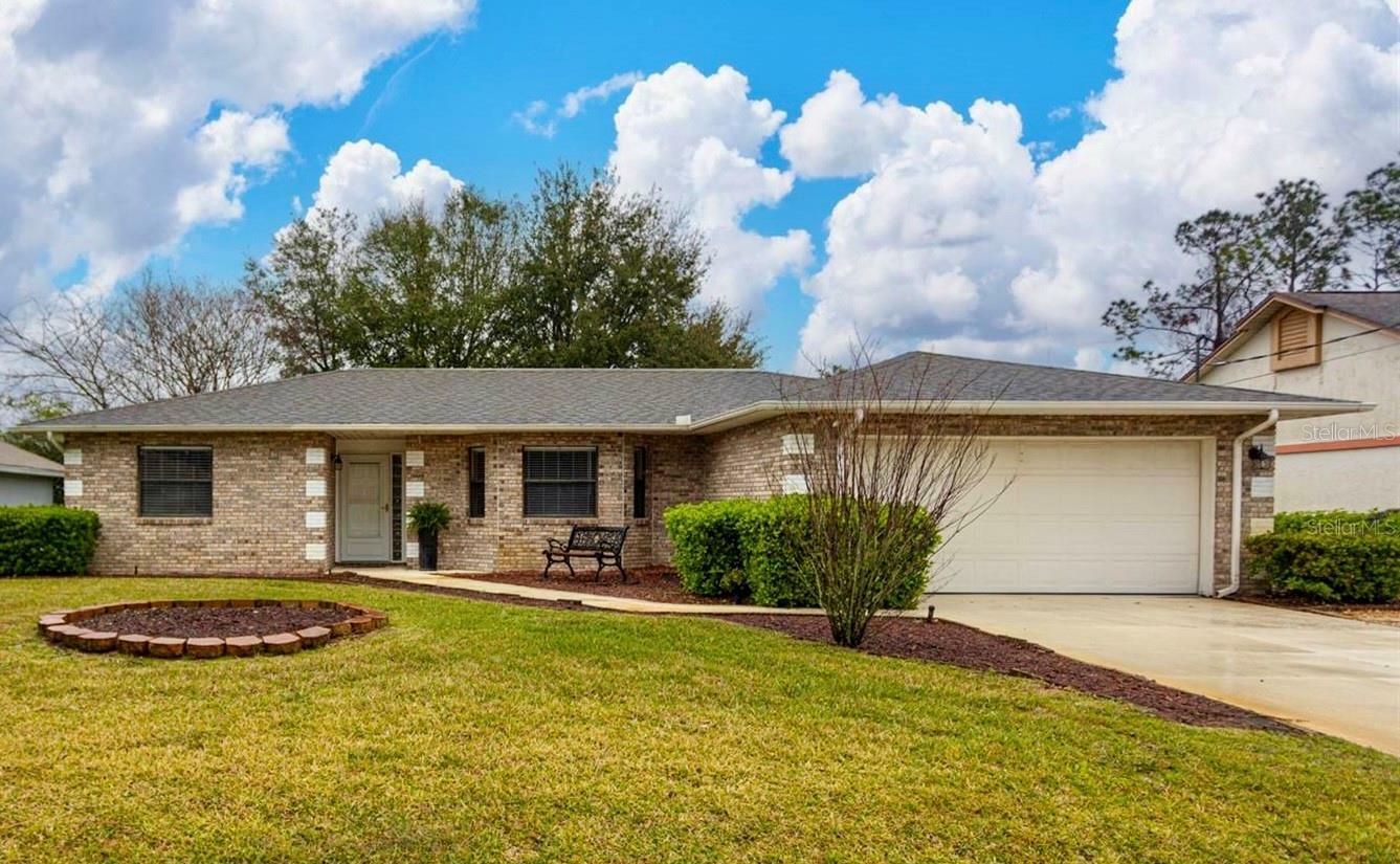 Property Photo:  29 Beckner Lane  FL 32137 