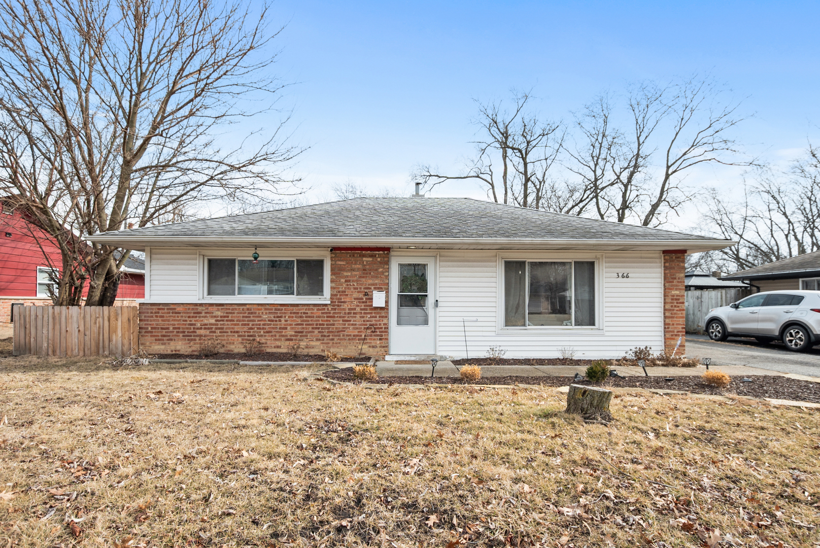 Property Photo:  366 Blackhawk Drive  IL 60466 