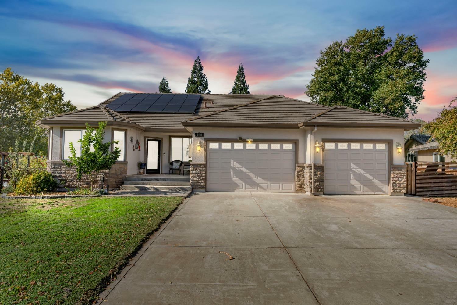 Property Photo:  880 Saint Andrews Drive  CA 95252 