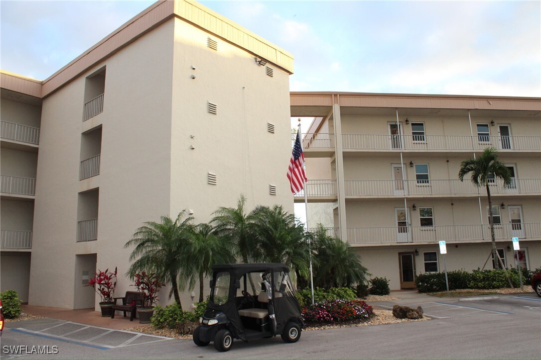 Property Photo:  1580 Pine Valley Drive 217  FL 33907 