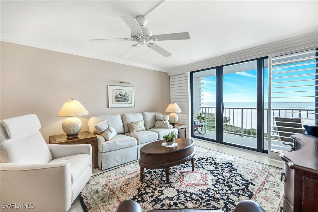 Property Photo: 320 Seaview Court 805 FL 34145