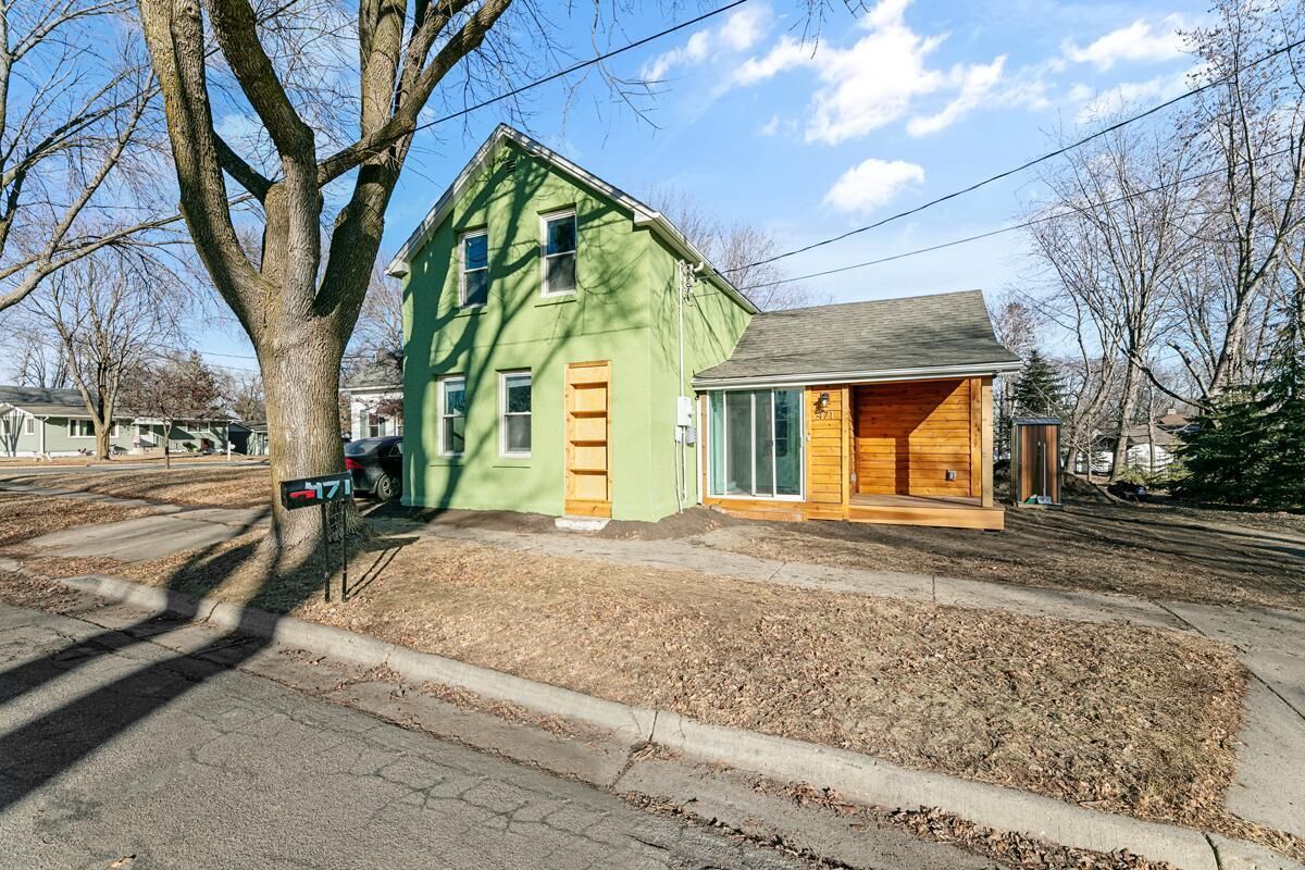 Property Photo:  471 1st Street N  MN 55395 