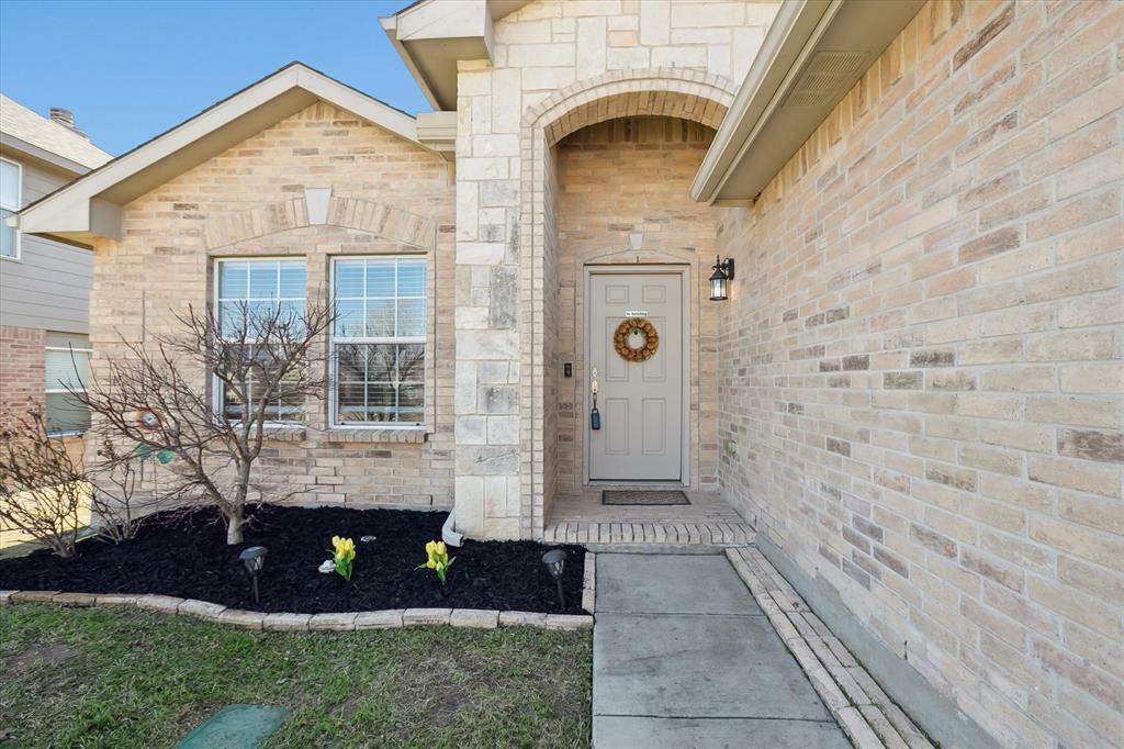 Property Photo: 341 Amethyst Drive TX 76131