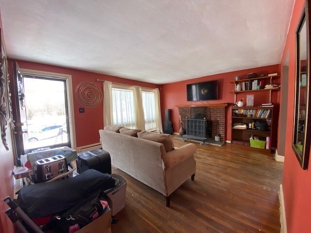 Property Photo: 44 Lochslea Road MA 01460