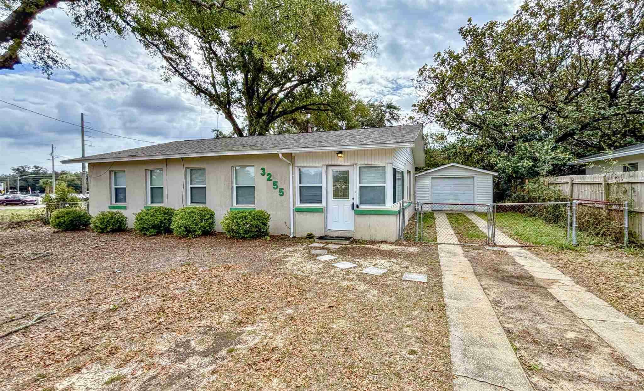 Property Photo: 3255 Marques St FL 32505