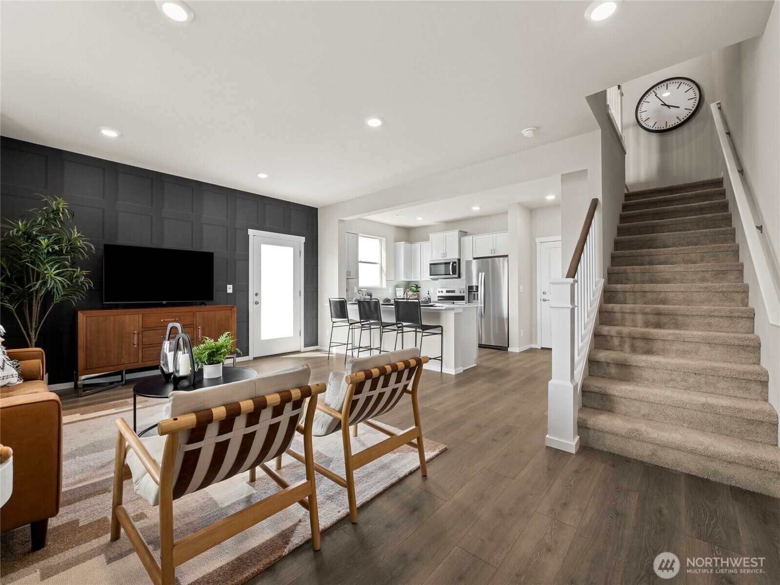 Property Photo: 14820 Wallace Avenue E 673 WA 98391