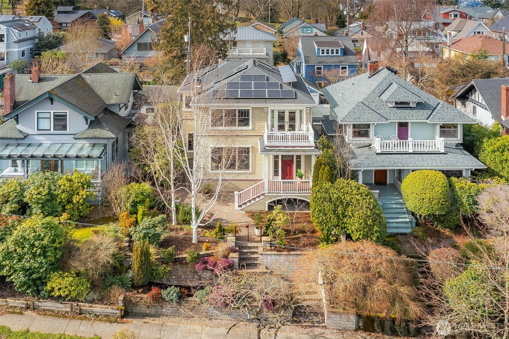 Property Photo: 1917 15th Avenue E WA 98112