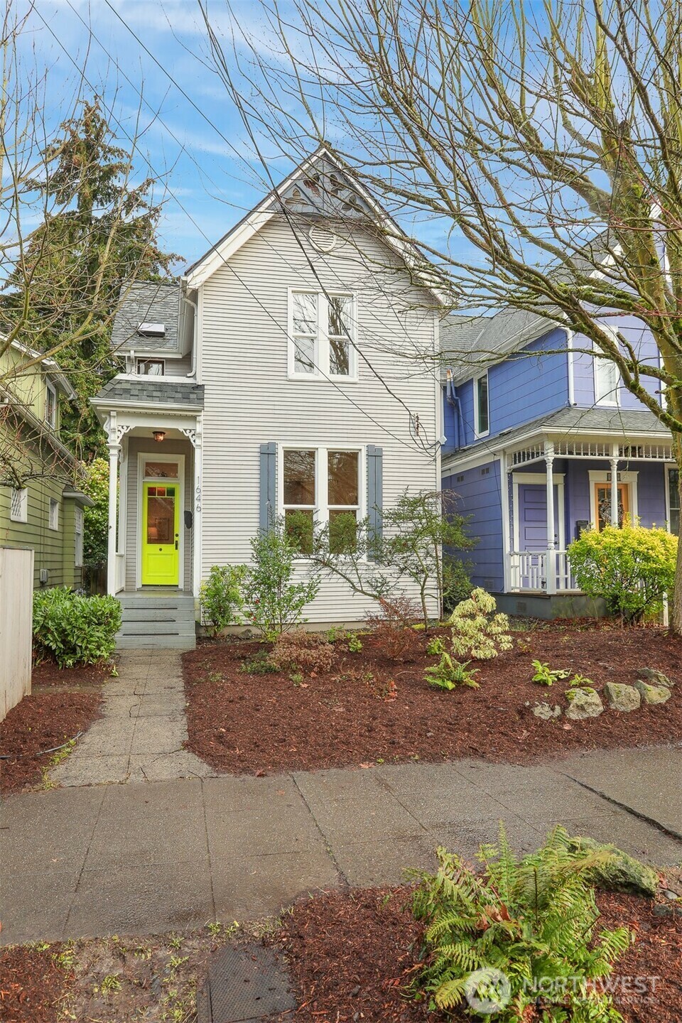 1646  21st Avenue  Seattle WA 98122 photo