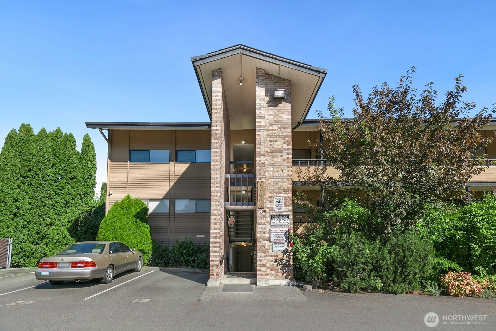 Property Photo:  11600  Rainier Avenue S 405  WA 98178 