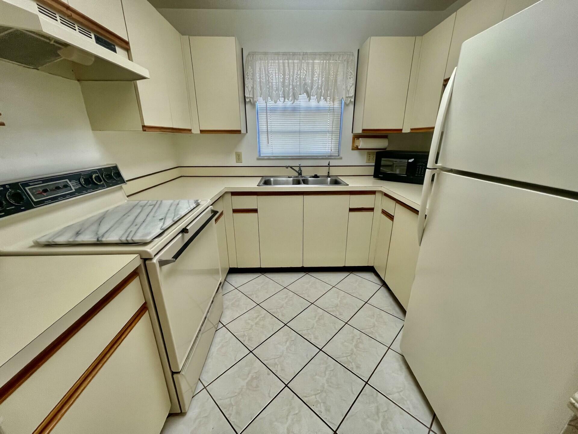 Property Photo: 14 Lake Vista Trail 102 FL 34952