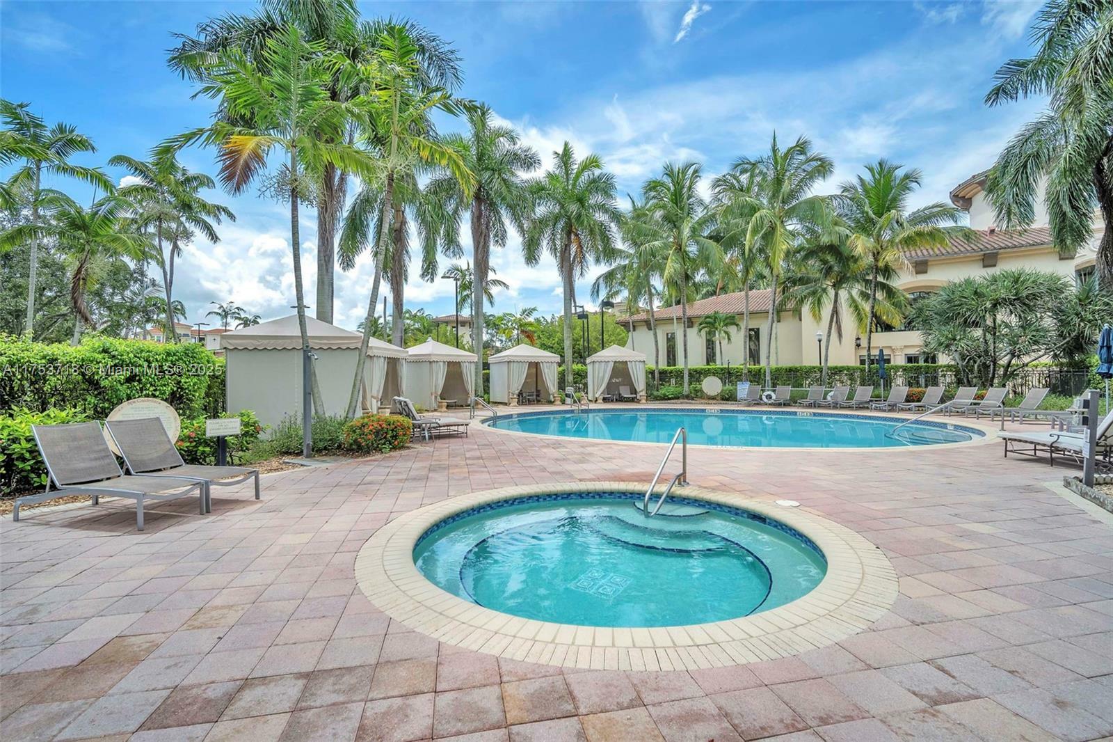 Property Photo: 2901 NW 126th Ave 2-224 FL 33323