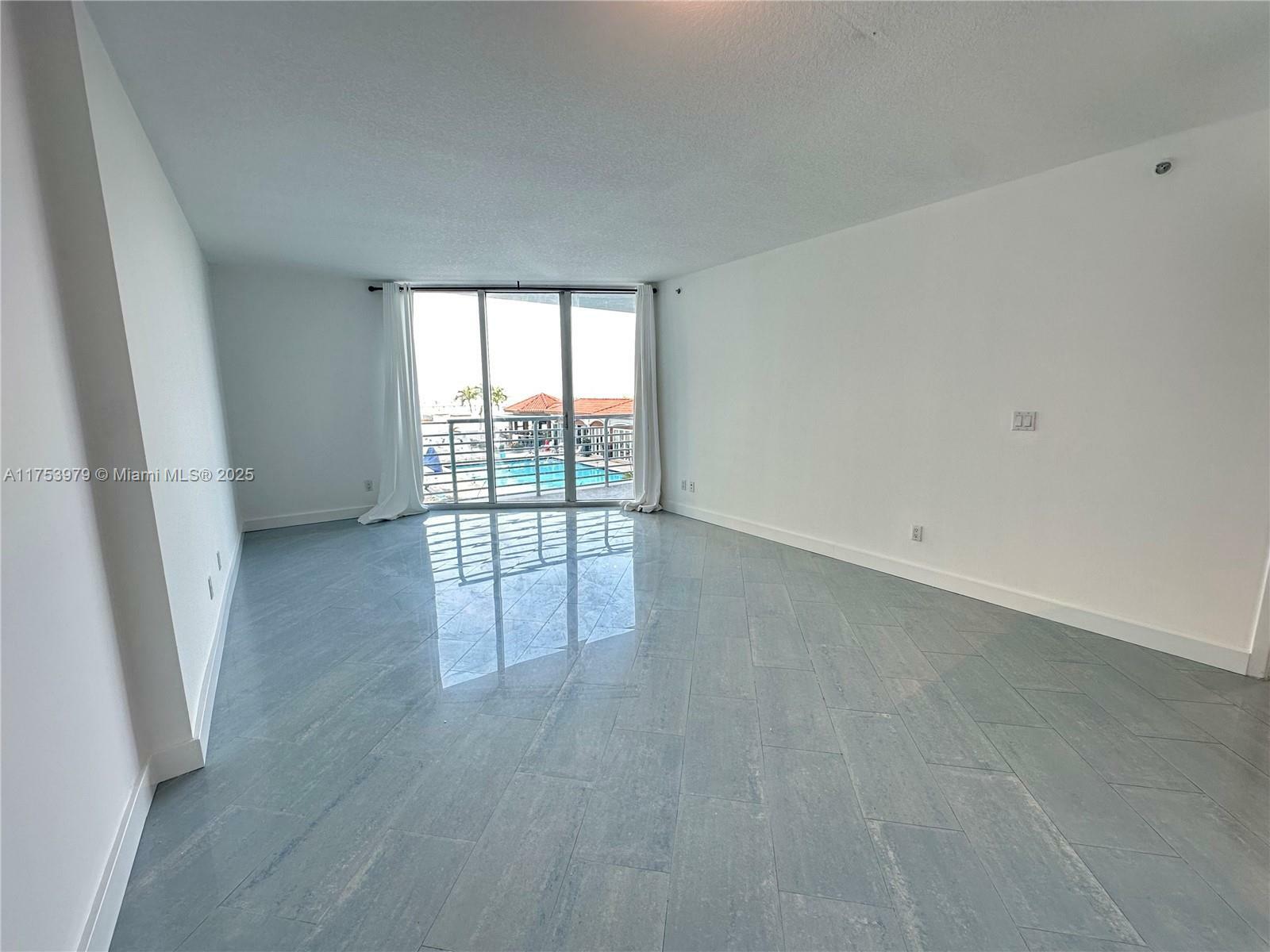 Property Photo: 335 S Biscayne Blvd 810 FL 33131