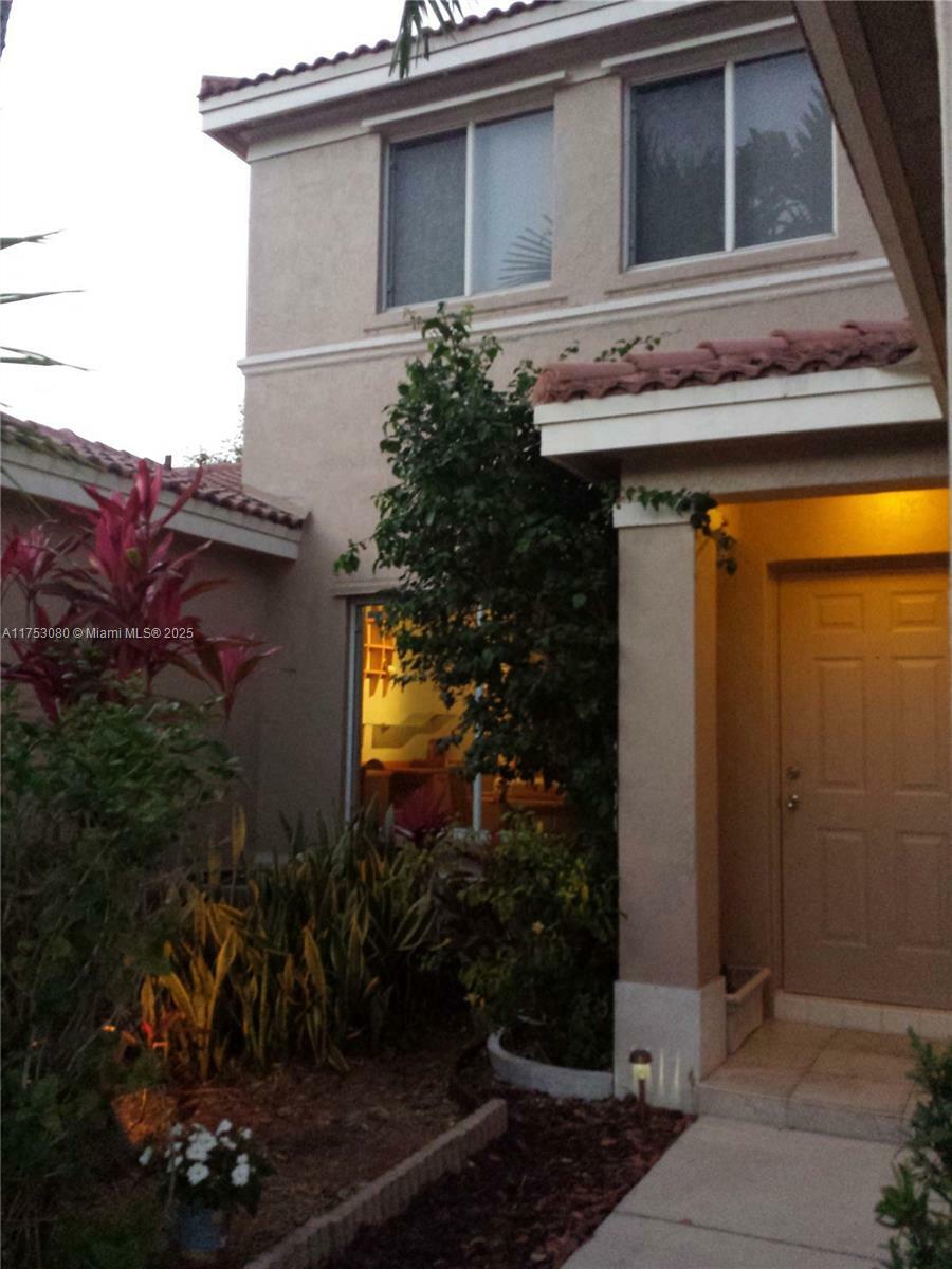 Property Photo: 1705 SW 110th Ter FL 33324