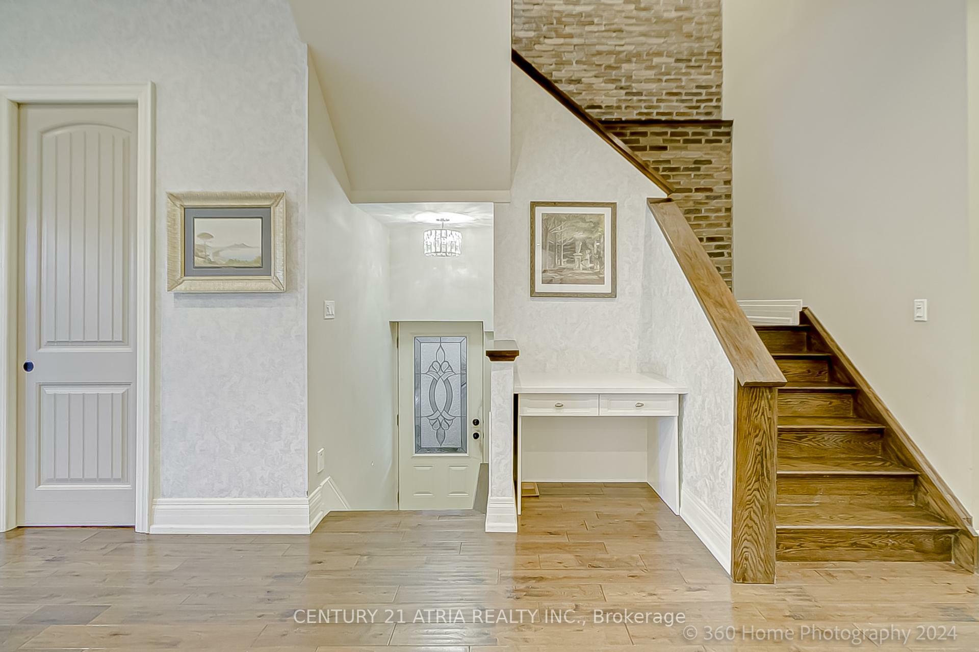 Property Photo: 120 Anthony Road ON M3K 1B6