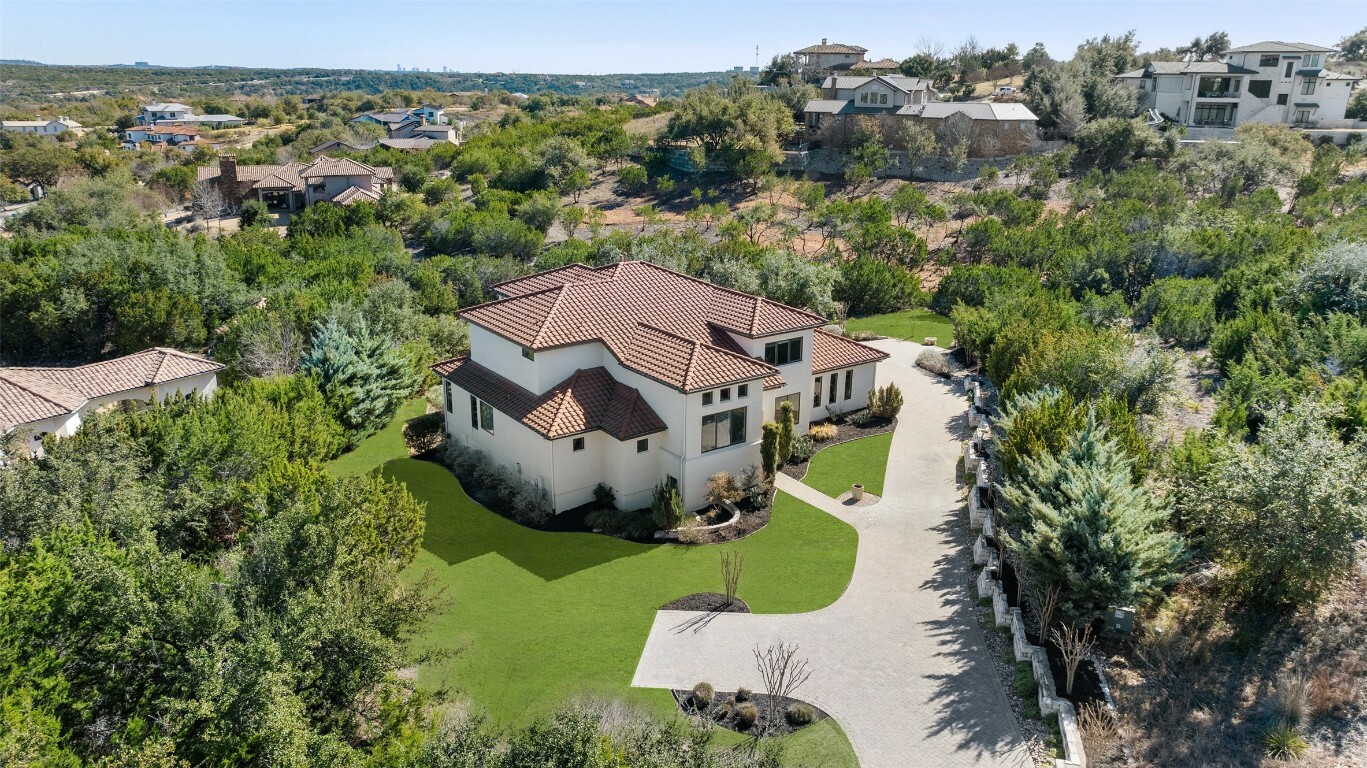 Property Photo: 5005 Spanish Oaks Club Boulevard TX 78738