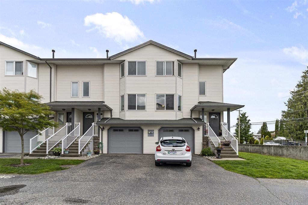 Property Photo: 45296 Watson Road 24 BC V2R 3J4