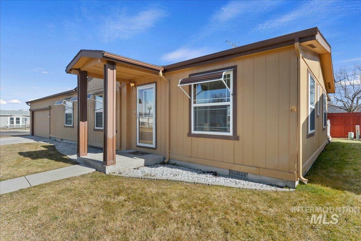 Property Photo: 3003 Golden Glow Dr ID 83605