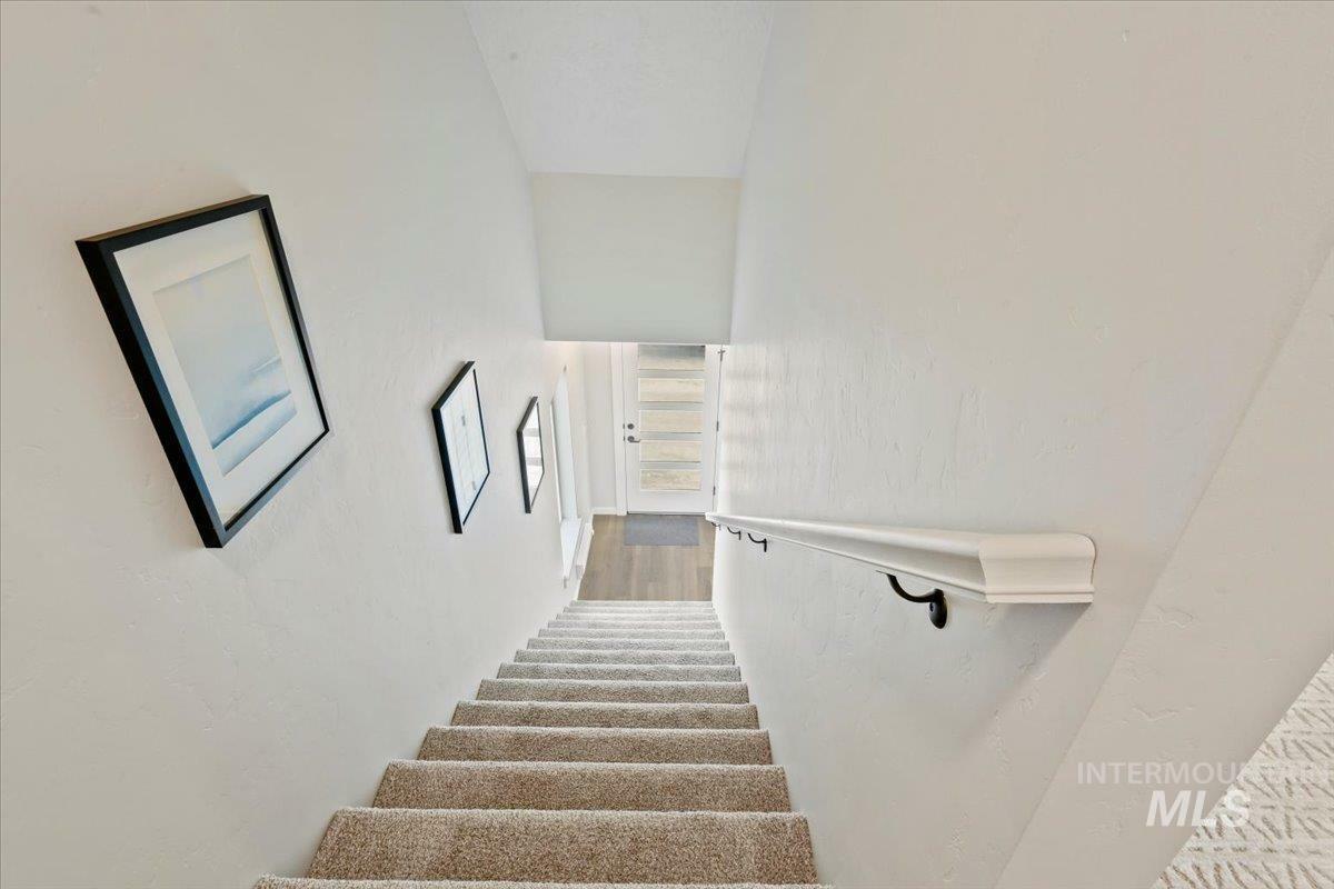Property Photo: 521 N Lucy Lane ID 83687