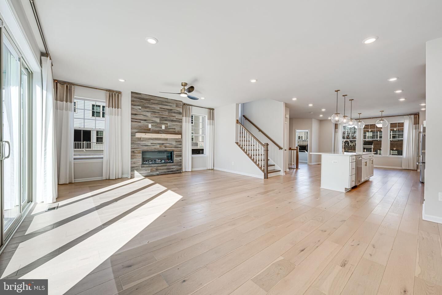 Property Photo: 9500 Barnes Loop VA 20110