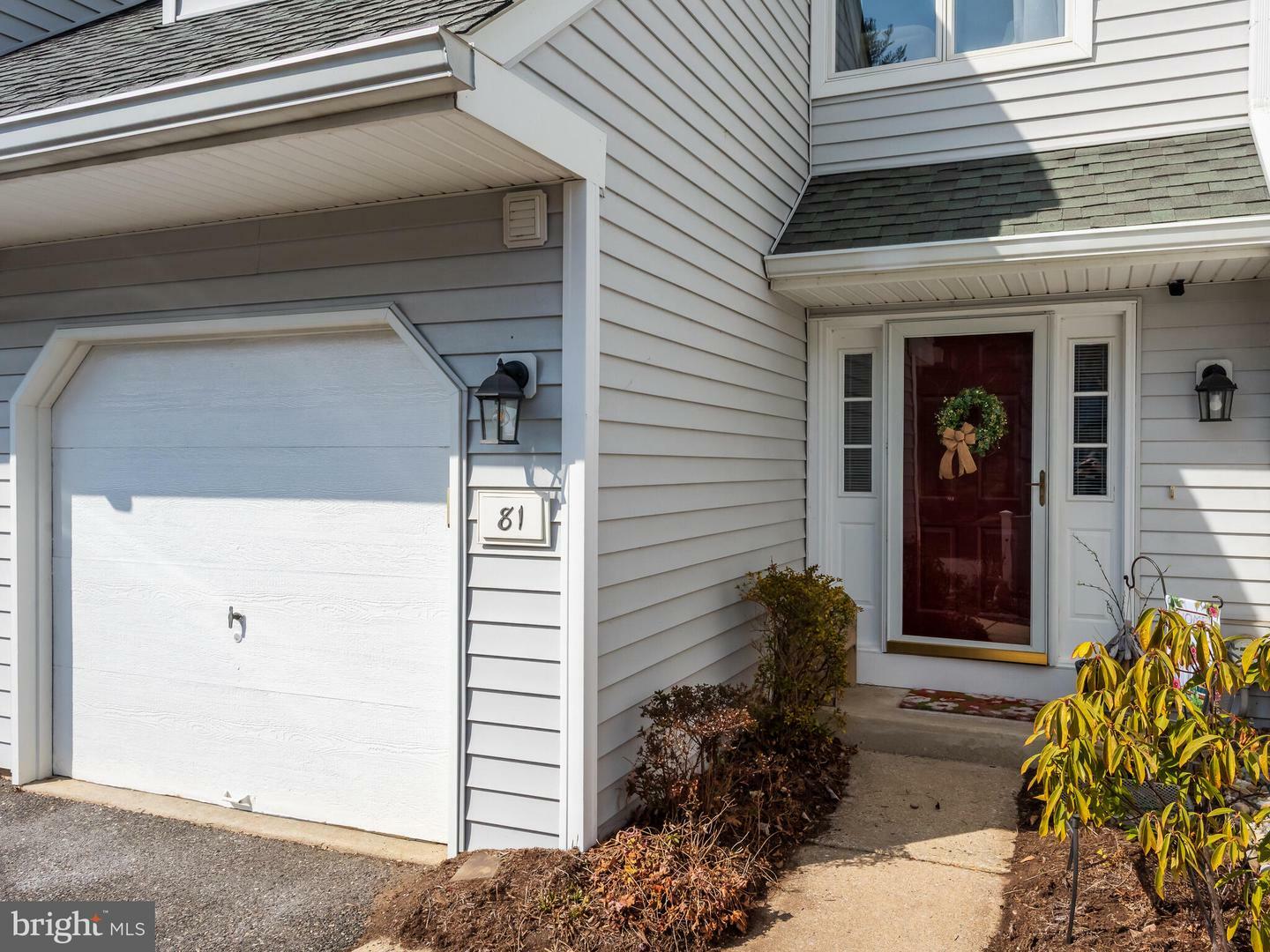 Property Photo:  81 E Thomas Court  PA 19348 