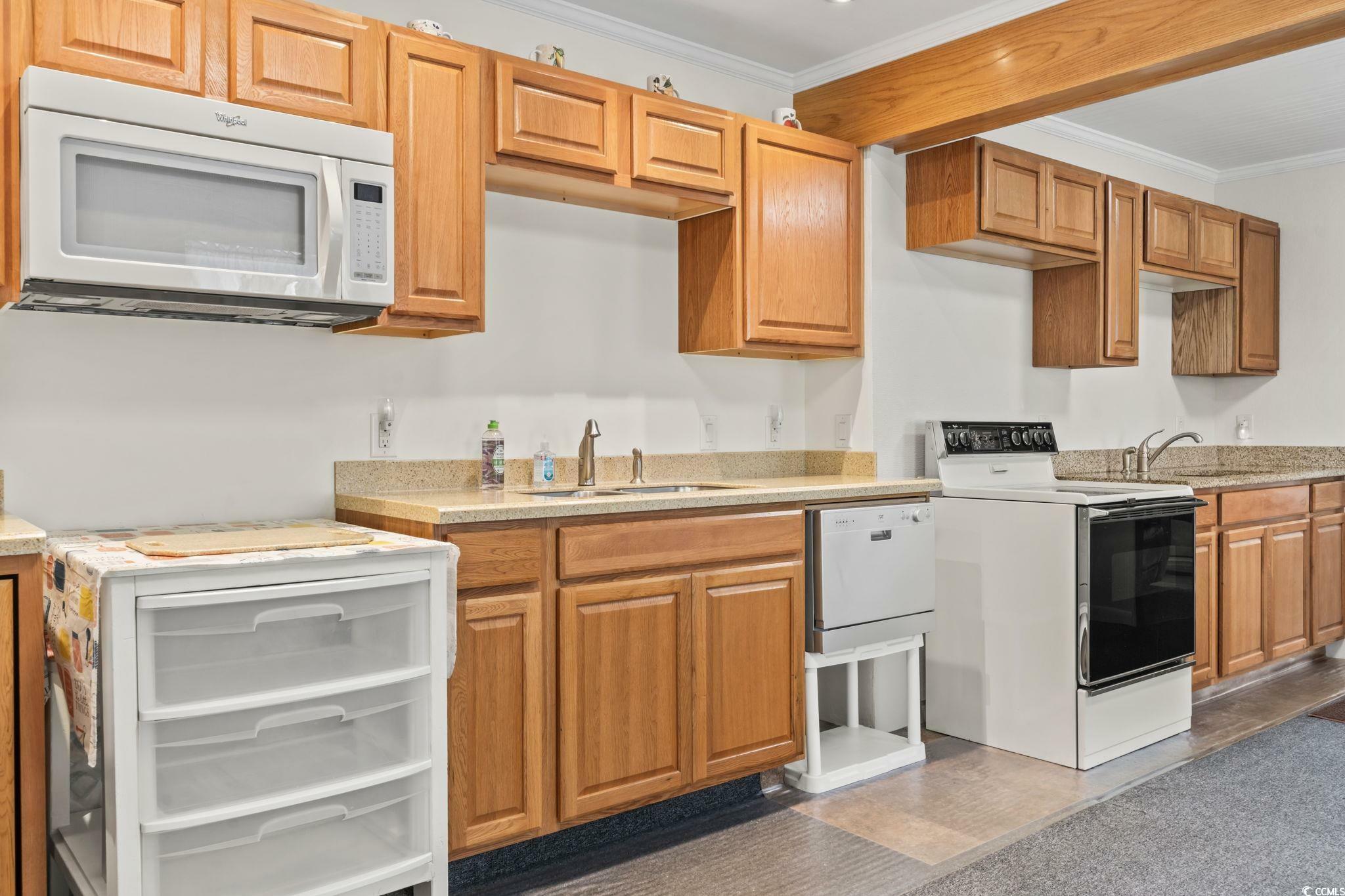 Property Photo: 413 30th Ave. N SC 29577