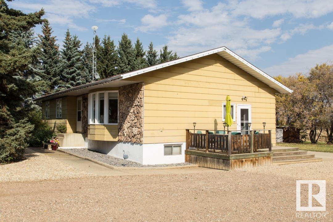 Property Photo:  51019 RR 141  AB T9C 1T7 
