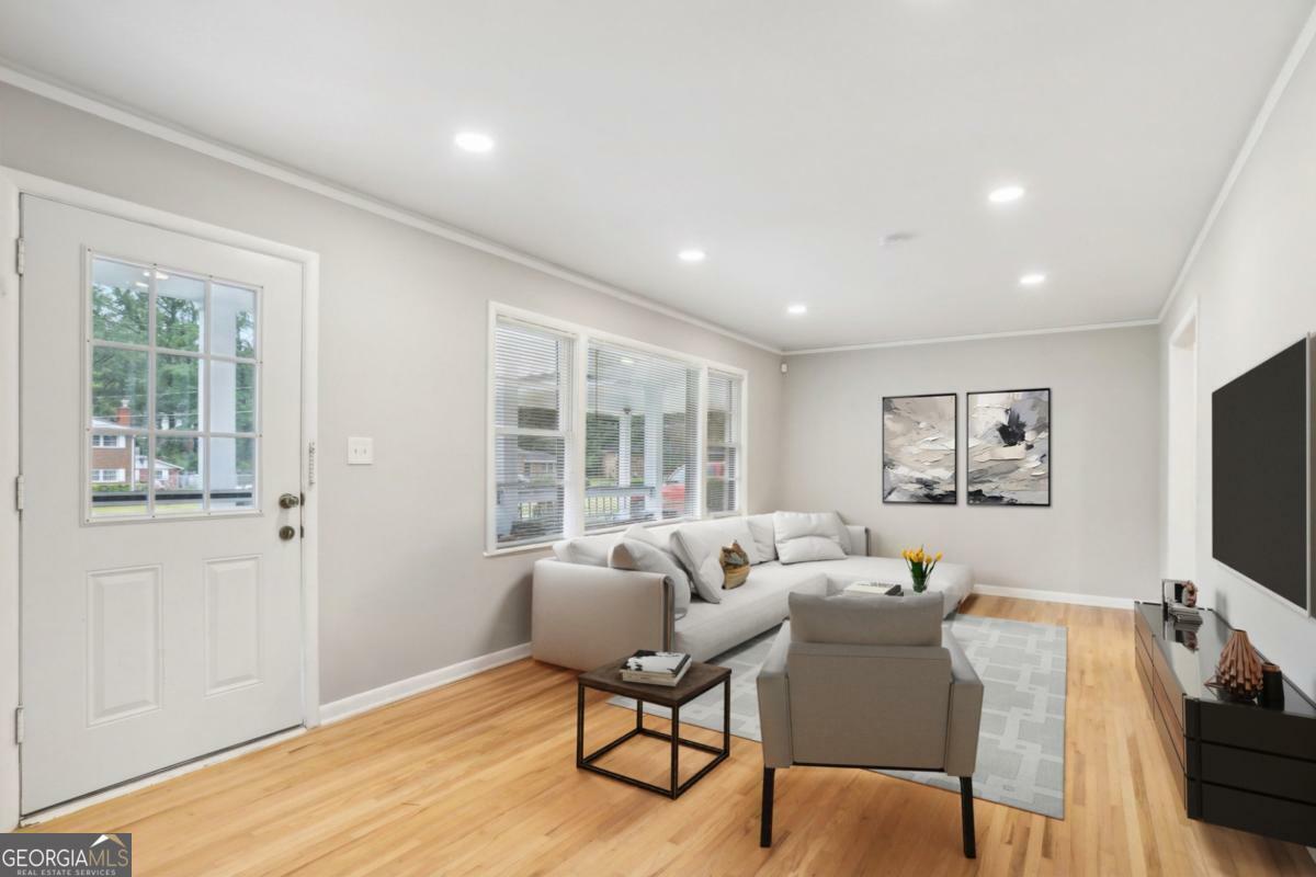 Property Photo: 2549 Fontaine Circle GA 30032
