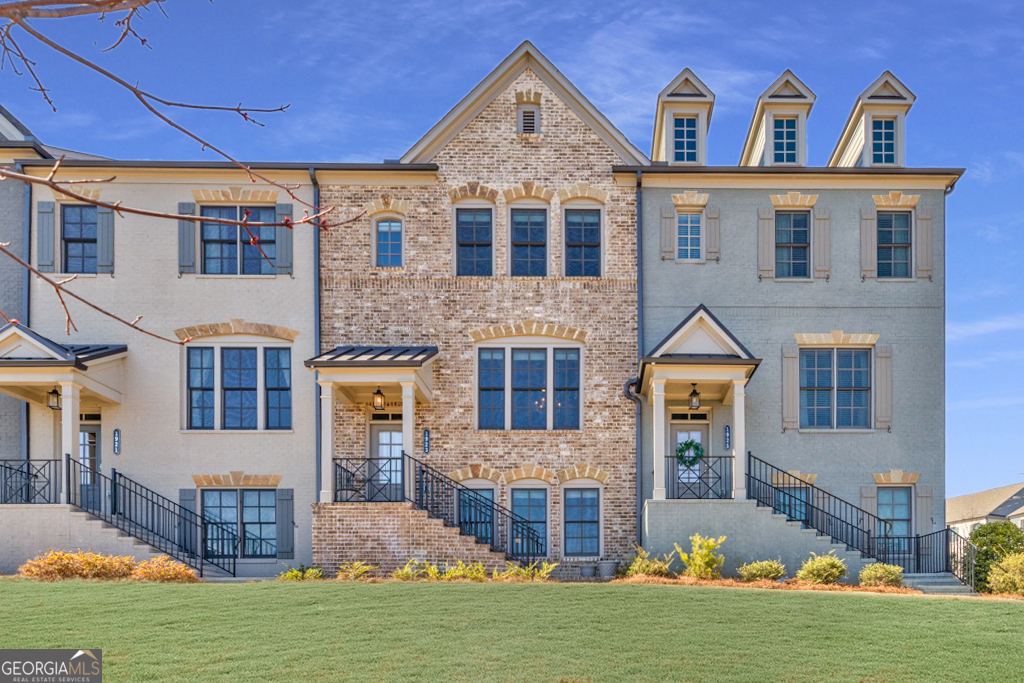 Property Photo: 1923 Skyfall Circle NE GA 30319